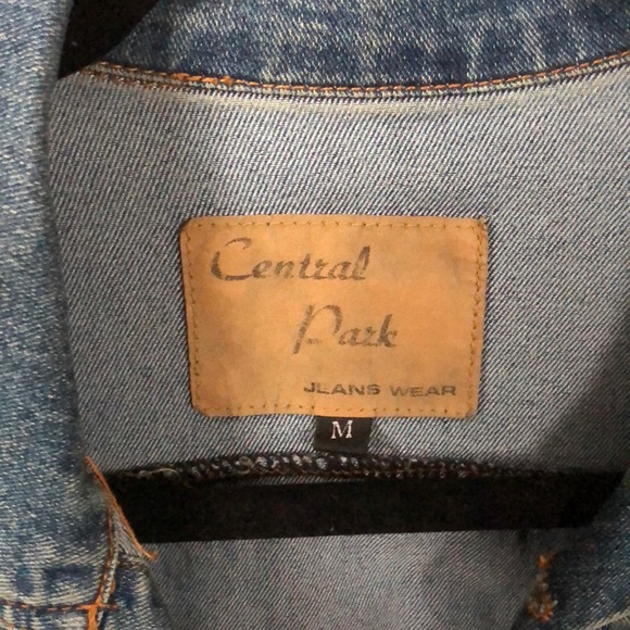 Jean jacket with corduroy patches sewn on - Picture 5 of 5